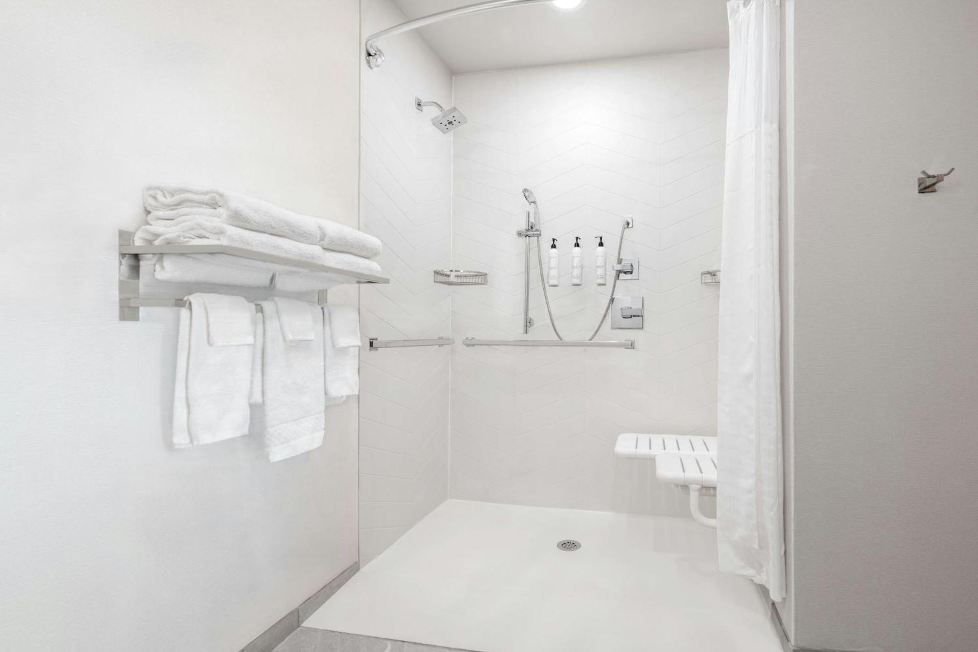 Fairfield By Marriott Inn & Suites Kansas City At The Legends 外观 照片